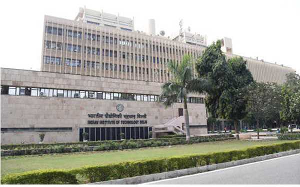 जेईई के परिणाम घोषित, आईआईटी बॉम्बे जोन के चिराग ने किया टॉप